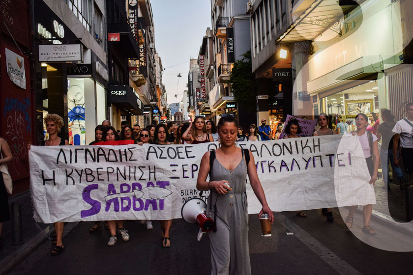 Υπόθεση Λιγνάδη: Η μέρα που η αλληλεγγύη βγήκε στους δρόμους και απαίτησε δικαιοσύνη (εικόνες)