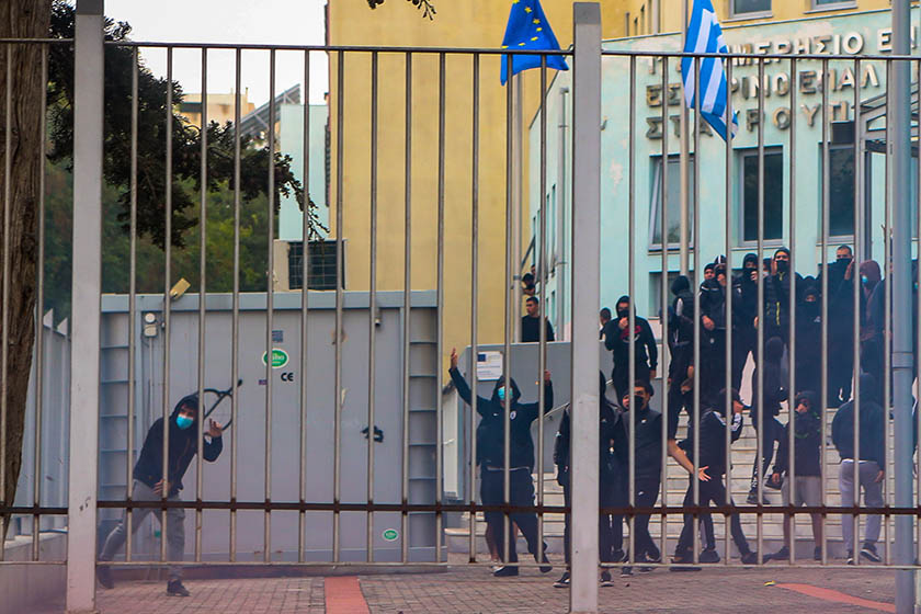 Θεσσαλονίκη: Ελεύθεροι μέχρι την εκδίκαση οι πέντε συλληφθέντες φασίστες