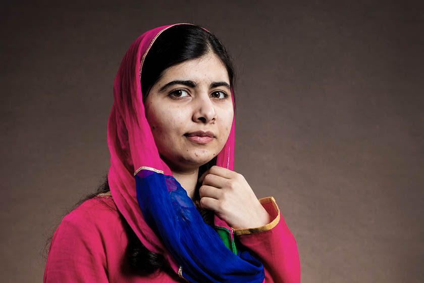 «Είμαστε αλλού»: Η Μαλάλα Γιουσαφζάι μας συστήνει στα κορίτσια της προσφυγιάς