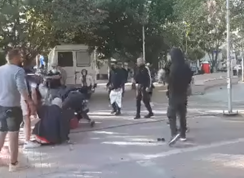 Νέο Ηράκλειο: ΠΟΓΚΡΟΜ - Νέα δολοφονική επίθεση ακροδεξιών σε αντιφασιστική εκδήλωση της ΚΕΕΡΦΑ (video)