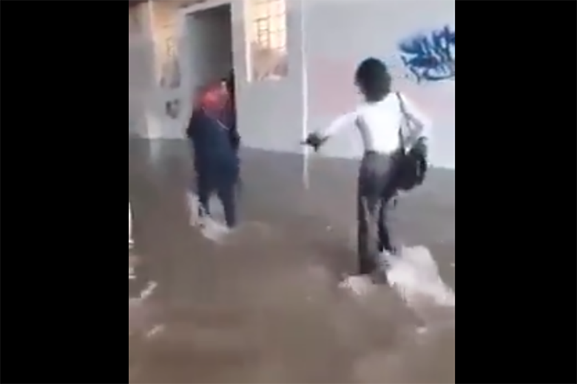 Βίντεο - ΣΟΚ από την πλημμυρισμένη Σχολή Καλών Τεχνών (video)