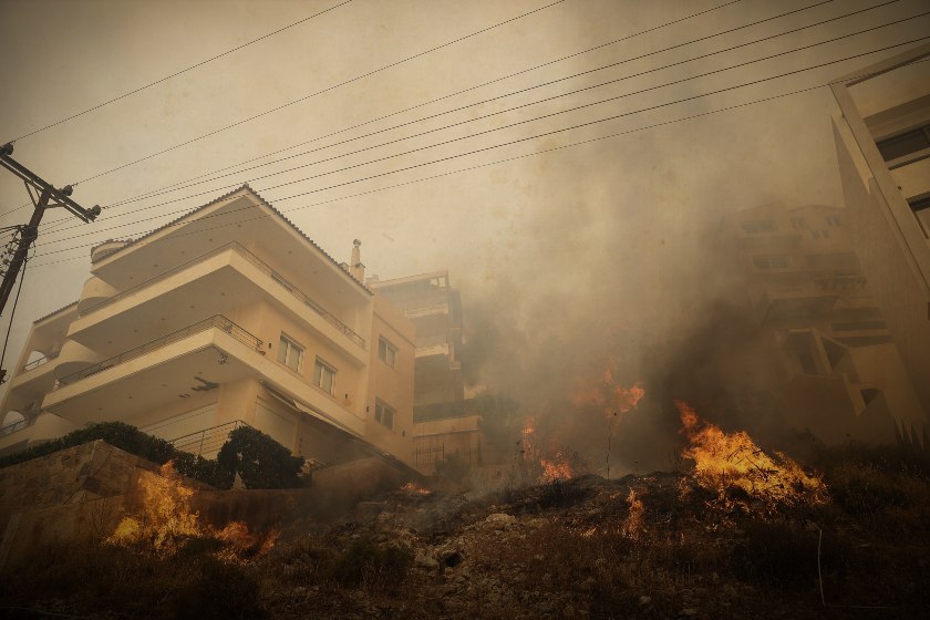 Γιώργος Πατούλης για Βούλα: «Τις φωτιές δεν τις σβήνει η Περιφέρεια - Υπάρχει υπεύθυνο υπουργείο» (video)