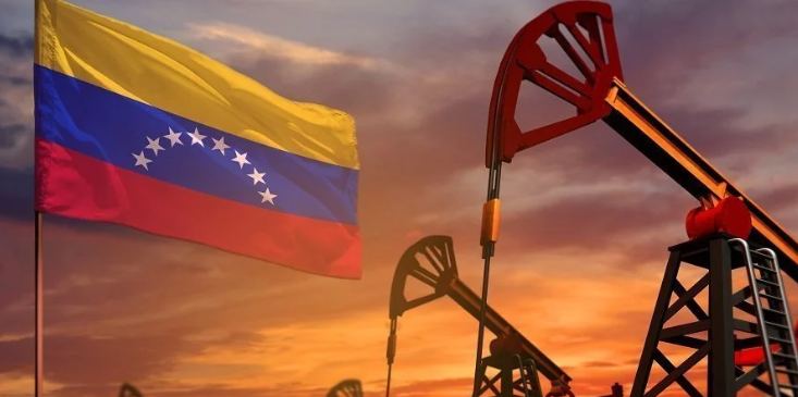 Οι ΗΠΑ επιτρέπουν τη μεταφορά πετρελαίου από τη Βενεζουέλα στην Ευρώπη